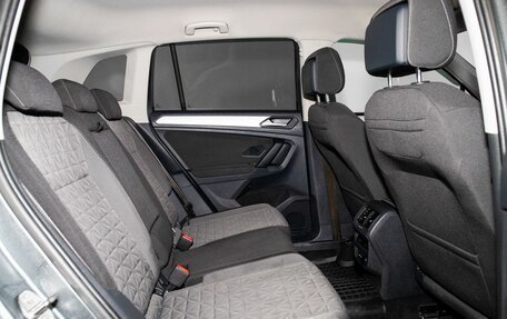 Volkswagen Tiguan II, 2021 год, 2 335 000 рублей, 6 фотография