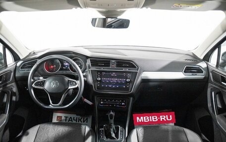 Volkswagen Tiguan II, 2021 год, 2 335 000 рублей, 7 фотография