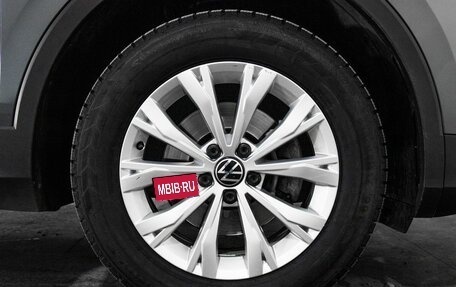 Volkswagen Tiguan II, 2021 год, 2 335 000 рублей, 20 фотография