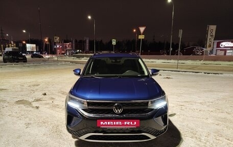 Volkswagen Taos, 2022 год, 2 700 000 рублей, 2 фотография