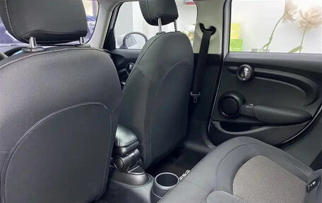 MINI Hatch, 2023 год, 2 230 000 рублей, 5 фотография