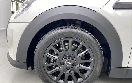 MINI Hatch, 2023 год, 2 230 000 рублей, 18 фотография