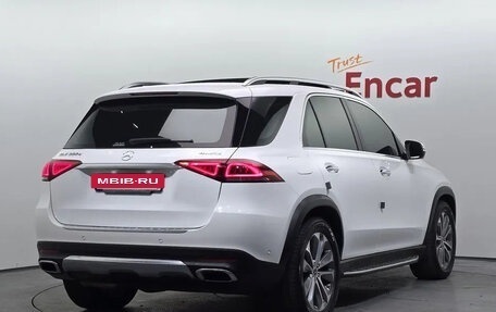 Mercedes-Benz GLE, 2022 год, 6 722 000 рублей, 3 фотография