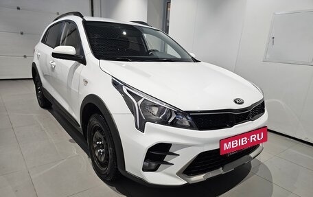 KIA Rio IV, 2021 год, 1 799 000 рублей, 3 фотография