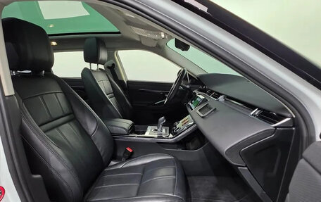 Land Rover Range Rover Evoque II, 2020 год, 2 460 000 рублей, 8 фотография