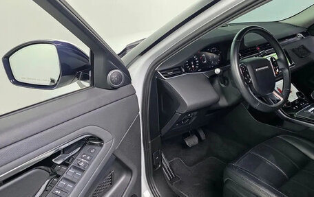 Land Rover Range Rover Evoque II, 2020 год, 2 460 000 рублей, 9 фотография