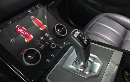 Land Rover Range Rover Evoque II, 2020 год, 2 460 000 рублей, 7 фотография