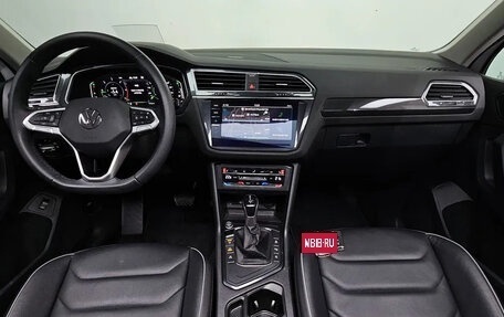 Volkswagen Tiguan II, 2022 год, 3 789 000 рублей, 10 фотография