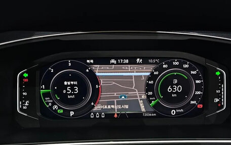 Volkswagen Tiguan II, 2022 год, 3 789 000 рублей, 13 фотография