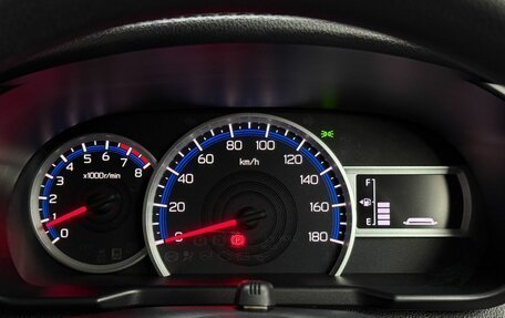 Toyota Roomy I, 2021 год, 1 260 000 рублей, 12 фотография