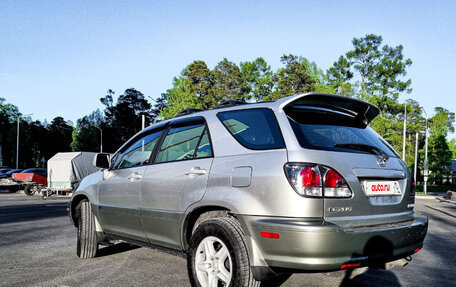 Lexus RX IV рестайлинг, 2001 год, 1 050 000 рублей, 7 фотография