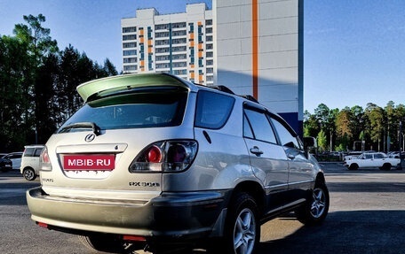Lexus RX IV рестайлинг, 2001 год, 1 050 000 рублей, 5 фотография