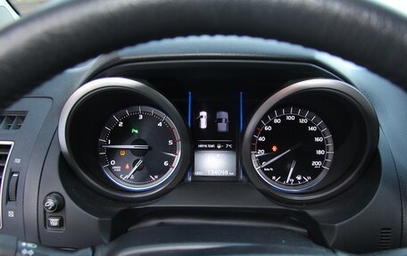 Toyota Land Cruiser Prado 150 рестайлинг 2, 2014 год, 3 300 000 рублей, 1 фотография