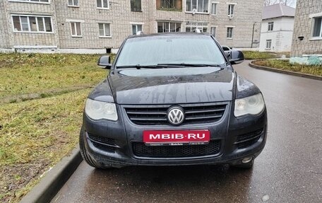 Volkswagen Touareg III, 2008 год, 1 570 000 рублей, 1 фотография