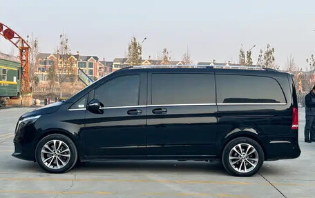 Mercedes-Benz V-Класс, 2022 год, 6 800 009 рублей, 30 фотография