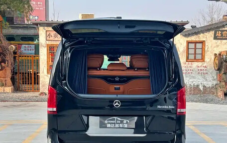 Mercedes-Benz V-Класс, 2022 год, 6 800 009 рублей, 25 фотография