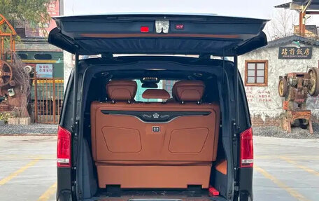 Mercedes-Benz V-Класс, 2022 год, 6 800 009 рублей, 24 фотография