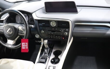 Lexus RX IV рестайлинг, 2016 год, 3 430 000 рублей, 14 фотография