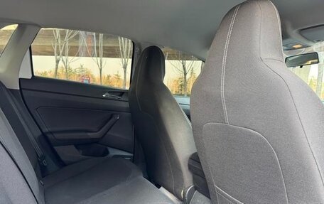 Volkswagen Polo, 2023 год, 1 340 000 рублей, 11 фотография