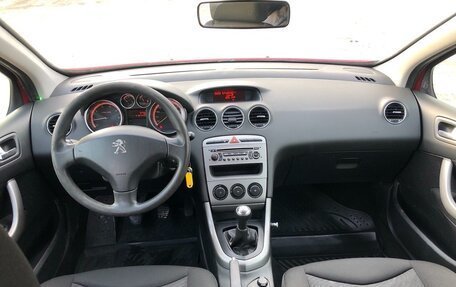 Peugeot 308 II, 2012 год, 399 999 рублей, 10 фотография