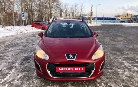 Peugeot 308 II, 2012 год, 399 999 рублей, 2 фотография