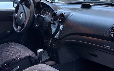 Chevrolet Aveo III, 2010 год, 650 000 рублей, 3 фотография