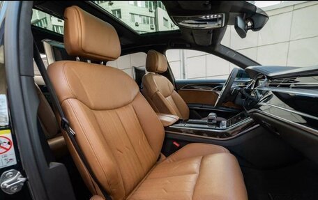 Audi A8, 2018 год, 4 600 000 рублей, 17 фотография