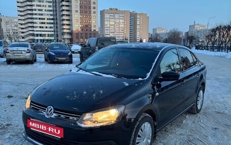 Volkswagen Polo VI (EU Market), 2012 год, 690 000 рублей, 4 фотография