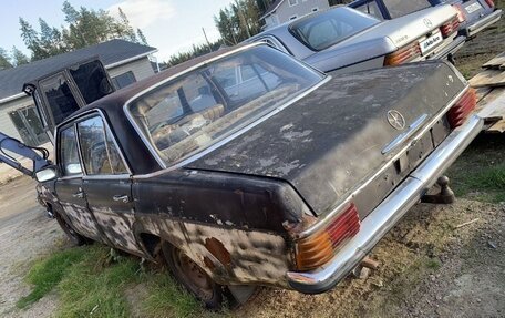 Mercedes-Benz W115, 1977 год, 150 000 рублей, 2 фотография
