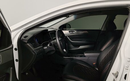 Hyundai Sonata VII, 2019 год, 1 855 000 рублей, 16 фотография