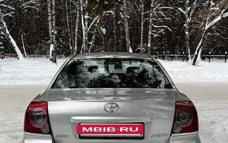 Toyota Avensis III рестайлинг, 2007 год, 770 000 рублей, 4 фотография