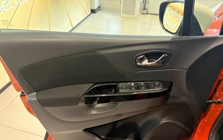 Renault Kaptur I рестайлинг, 2018 год, 1 399 000 рублей, 8 фотография