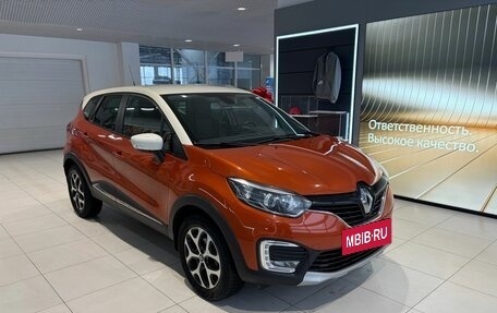 Renault Kaptur I рестайлинг, 2018 год, 1 399 000 рублей, 3 фотография