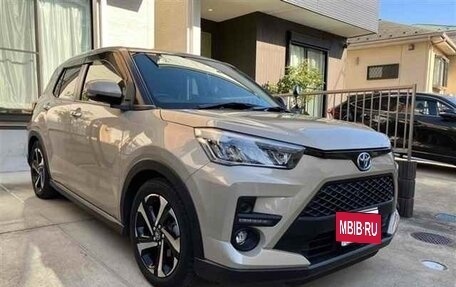 Toyota Raize I, 2022 год, 1 319 111 рублей, 2 фотография