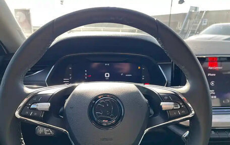 Skoda Octavia IV, 2023 год, 2 098 444 рублей, 11 фотография