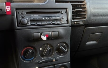 Opel Zafira A рестайлинг, 2001 год, 200 000 рублей, 10 фотография