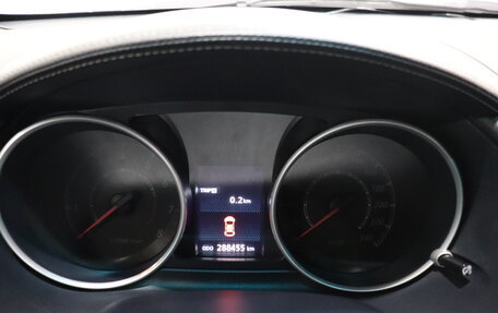 Mitsubishi Outlander III рестайлинг 3, 2011 год, 990 000 рублей, 12 фотография