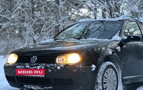 Volkswagen Golf IV, 2003 год, 399 999 рублей, 3 фотография