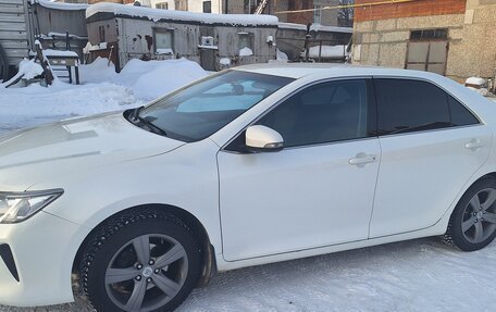Toyota Camry, 2015 год, 2 250 000 рублей, 2 фотография
