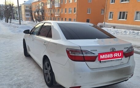 Toyota Camry, 2015 год, 2 250 000 рублей, 7 фотография