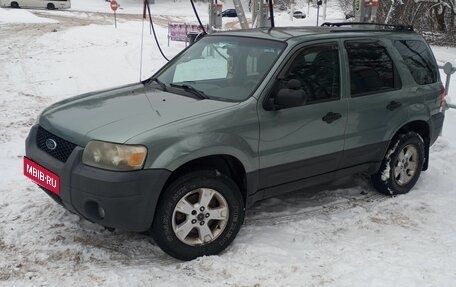 Ford Escape II, 2004 год, 620 000 рублей, 10 фотография