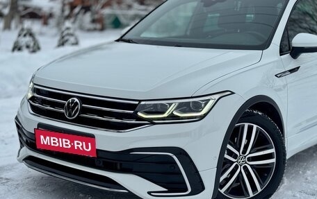 Volkswagen Tiguan II, 2020 год, 3 739 000 рублей, 19 фотография