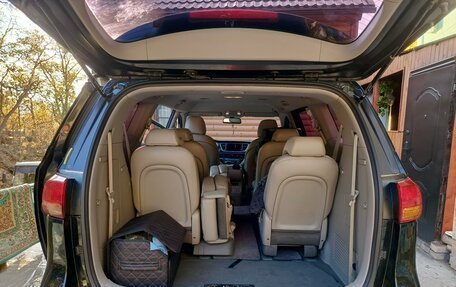 KIA Carnival III, 2016 год, 2 400 000 рублей, 14 фотография