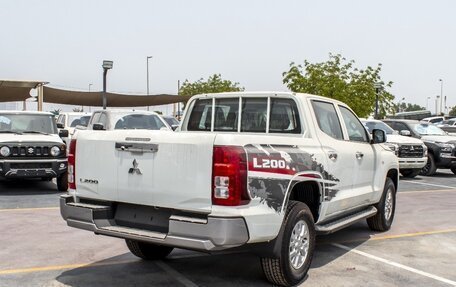 Mitsubishi L200, 2025 год, 4 450 000 рублей, 3 фотография