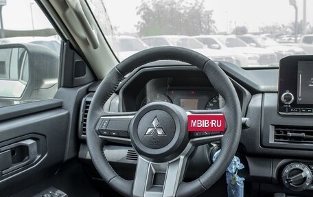 Mitsubishi L200, 2025 год, 4 450 000 рублей, 11 фотография