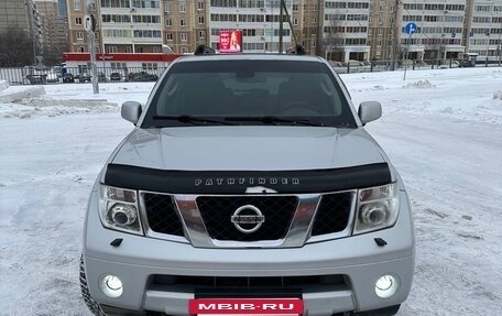 Nissan Pathfinder, 2006 год, 810 000 рублей, 2 фотография