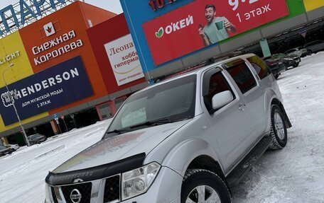 Nissan Pathfinder, 2006 год, 810 000 рублей, 32 фотография