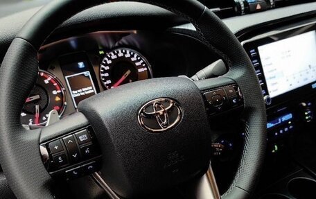 Toyota Hilux VIII, 2025 год, 7 450 000 рублей, 12 фотография