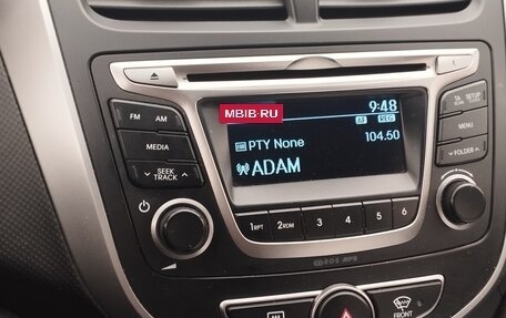 Hyundai Solaris II рестайлинг, 2015 год, 950 000 рублей, 11 фотография