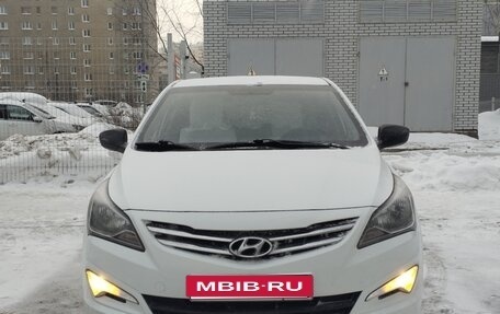 Hyundai Solaris II рестайлинг, 2015 год, 950 000 рублей, 6 фотография